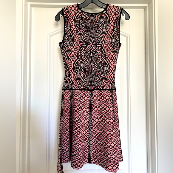 EUC BCBG mini dress 👗 size CS - Picture 3 of 5
